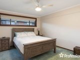 https://images.listonce.com.au/custom/160x/listings/41-rawlinson-street-croydon-vic-3136/443/01526443_img_07.jpg?BhIUyaTG_Hs