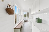 https://images.listonce.com.au/custom/160x/listings/41-seaview-avenue-barwon-heads-vic-3227/530/01991530_img_19.jpg?X1iZ9GwGLWw