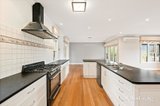 https://images.listonce.com.au/custom/160x/listings/41-sedgwick-street-marysville-vic-3779/080/01742080_img_06.jpg?F0dgn5kMODU