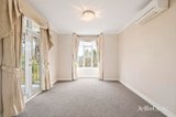 https://images.listonce.com.au/custom/160x/listings/41-sedgwick-street-marysville-vic-3779/080/01742080_img_07.jpg?PkaNmqsD_mM