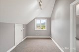 https://images.listonce.com.au/custom/160x/listings/41-sedgwick-street-marysville-vic-3779/080/01742080_img_13.jpg?BmdMwwGVyGU