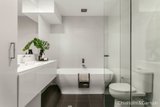https://images.listonce.com.au/custom/160x/listings/41-seisman-place-port-melbourne-vic-3207/655/01793655_img_06.jpg?CctGFOXvv10