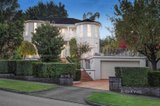 https://images.listonce.com.au/custom/160x/listings/41-sunnybrook-drive-wheelers-hill-vic-3150/151/01234151_img_01.jpg?wvYKE4rL-rg