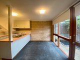 https://images.listonce.com.au/custom/160x/listings/41-sutherland-street-geelong-vic-3220/553/01809553_img_06.jpg?--vujryH4ic