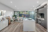 https://images.listonce.com.au/custom/160x/listings/41-thomas-street-doncaster-east-vic-3109/098/01406098_img_05.jpg?oue20paUqv0