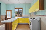https://images.listonce.com.au/custom/160x/listings/41-trevallyn-close-montrose-vic-3765/262/01970262_img_04.jpg?ouy4yBkkKOU