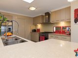 https://images.listonce.com.au/custom/160x/listings/41-valley-park-drive-mooroolbark-vic-3138/678/01524678_img_06.jpg?XLdBAtnlJ6Y