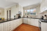 https://images.listonce.com.au/custom/160x/listings/41-windsor-crescent-mont-albert-vic-3127/814/00514814_img_06.jpg?gAEUnIRmVCQ