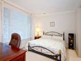 https://images.listonce.com.au/custom/160x/listings/41-windsor-crescent-surrey-hills-vic-3127/957/01743957_img_07.jpg?nXddOzUJ04Q