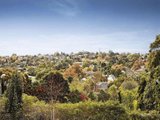 https://images.listonce.com.au/custom/160x/listings/41-winmalee-road-balwyn-vic-3103/399/01684399_img_10.jpg?y046JuzUZAo