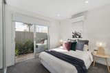 https://images.listonce.com.au/custom/160x/listings/410-francesco-street-bentleigh-east-vic-3165/761/00824761_img_06.jpg?M2d5W0cT5Cc