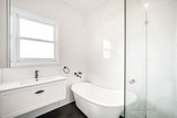 https://images.listonce.com.au/custom/160x/listings/410-landsborough-street-ballarat-north-vic-3350/160/01735160_img_05.jpg?dTfvYQ_7-fQ