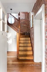 https://images.listonce.com.au/custom/160x/listings/4100-110-curzon-street-north-melbourne-vic-3051/379/01691379_img_02.jpg?TC3tgZCRQtY