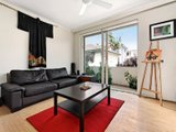https://images.listonce.com.au/custom/160x/listings/4101-spray-street-elwood-vic-3184/397/01793397_img_03.jpg?Jn-xeBWqw60