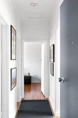 https://images.listonce.com.au/custom/160x/listings/4108-george-street-east-melbourne-vic-3002/139/01905139_img_08.jpg?pZO7W_LzirE