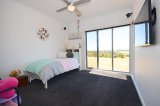 https://images.listonce.com.au/custom/160x/listings/411-buninyong-mt-mercer-road-durham-lead-vic-3352/032/01576032_img_12.jpg?DthDJdsyOa4