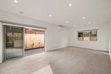 https://images.listonce.com.au/custom/160x/listings/411-caroline-street-kilsyth-vic-3137/374/01975374_img_07.jpg?NXAjweSDt3M
