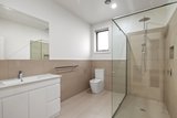 https://images.listonce.com.au/custom/160x/listings/411-caroline-street-kilsyth-vic-3137/374/01975374_img_11.jpg?p2EAlWoEUbk