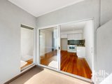 https://images.listonce.com.au/custom/160x/listings/411-winifred-street-essendon-vic-3040/516/01765516_img_05.jpg?eNuKEfdfxXg
