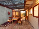 https://images.listonce.com.au/custom/160x/listings/411-yarra-street-south-geelong-vic-3220/135/01699135_img_13.jpg?ksQiqKbHinI