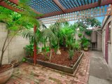 https://images.listonce.com.au/custom/160x/listings/411-yarra-street-south-geelong-vic-3220/135/01699135_img_15.jpg?7z8o52a6tSM