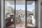 https://images.listonce.com.au/custom/160x/listings/4110-caroline-street-south-yarra-vic-3141/579/01584579_img_05.jpg?JpVBe5sXYR0