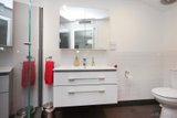 https://images.listonce.com.au/custom/160x/listings/41131-lonsdale-street-melbourne-vic-3000/288/01719288_img_02.jpg?jadejRXJJ-Q