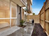 https://images.listonce.com.au/custom/160x/listings/4115-tennyson-street-elwood-vic-3184/455/01794455_img_01.jpg?Celnv3F2_NY