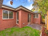 https://images.listonce.com.au/custom/160x/listings/412-frankcom-street-blackburn-vic-3130/574/01743574_img_06.jpg?sKNXz88Sq-Q