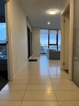 https://images.listonce.com.au/custom/160x/listings/412179-boundary-road-north-melbourne-vic-3051/612/01916612_img_08.jpg?Poufq37L7yU