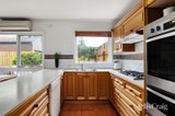 https://images.listonce.com.au/custom/160x/listings/4131-locksley-road-eaglemont-vic-3084/624/01981624_img_05.jpg?uihIAr-o3vg