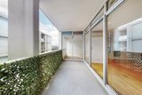 https://images.listonce.com.au/custom/160x/listings/413232-242-rouse-street-port-melbourne-vic-3207/856/01952856_img_08.jpg?WW-E7dLuv3I