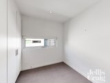 https://images.listonce.com.au/custom/160x/listings/41386-macaulay-road-north-melbourne-vic-3051/176/01577176_img_02.jpg?R1s88nBxRn0