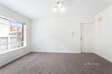 https://images.listonce.com.au/custom/160x/listings/414-oak-street-hawthorn-vic-3122/243/01003243_img_05.jpg?sm9u19Oe8To