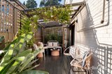 https://images.listonce.com.au/custom/160x/listings/414-smith-street-thornbury-vic-3071/869/01935869_img_06.jpg?z4hQG3vErMs