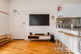https://images.listonce.com.au/custom/160x/listings/414-tullo-place-richmond-vic-3121/798/01988798_img_11.jpg?VQ8a-fJMAV8