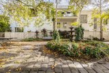https://images.listonce.com.au/custom/160x/listings/414-tullo-place-richmond-vic-3121/798/01988798_img_14.jpg?gikkhUmYBLw