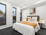 https://images.listonce.com.au/custom/160x/listings/415-glendale-avenue-templestowe-vic-3106/076/01717076_img_09.jpg?PzWiogOvLeI