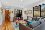 https://images.listonce.com.au/custom/160x/listings/415-greenwood-street-briar-hill-vic-3088/395/01048395_img_11.jpg?Oqza2hoHMgI