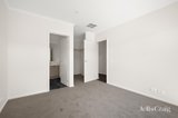 https://images.listonce.com.au/custom/160x/listings/415-limetree-way-lake-gardens-vic-3355/164/01741164_img_03.jpg?lrwYECDUNvA