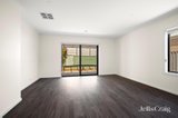 https://images.listonce.com.au/custom/160x/listings/415-limetree-way-lake-gardens-vic-3355/164/01741164_img_09.jpg?oR1qYTWjc_o