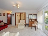 https://images.listonce.com.au/custom/160x/listings/415-wellington-road-box-hill-vic-3128/710/01743710_img_06.jpg?aRYruOLhY5k