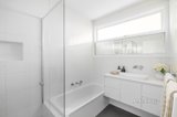 https://images.listonce.com.au/custom/160x/listings/41508-malvern-road-glen-iris-vic-3146/116/01954116_img_06.jpg?MYNfWf1GZ38