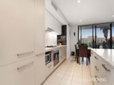 https://images.listonce.com.au/custom/160x/listings/4157-beach-street-port-melbourne-vic-3207/729/01087729_img_08.jpg?YM8RegOQNqY