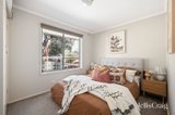 https://images.listonce.com.au/custom/160x/listings/416-newman-road-mooroolbark-vic-3138/178/01768178_img_08.jpg?1hhJVcJbRCw