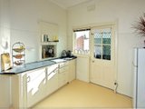 https://images.listonce.com.au/custom/160x/listings/416-tiuna-grove-elwood-vic-3184/272/01794272_img_08.jpg?t4qnUvdrNhE