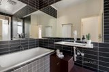 https://images.listonce.com.au/custom/160x/listings/417-bay-street-port-melbourne-vic-3207/100/01682100_img_09.jpg?A6SqvHCwjq4