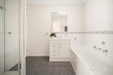 https://images.listonce.com.au/custom/160x/listings/417-golden-avenue-chelsea-vic-3196/430/01767430_img_10.jpg?8cyNZ8vWPzI