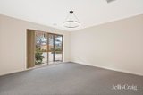 https://images.listonce.com.au/custom/160x/listings/417-gordon-court-ringwood-vic-3134/385/01988385_img_04.jpg?IiZyFQt8ZSI