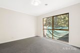 https://images.listonce.com.au/custom/160x/listings/417-gordon-court-ringwood-vic-3134/385/01988385_img_08.jpg?kKXiE-9-3QY